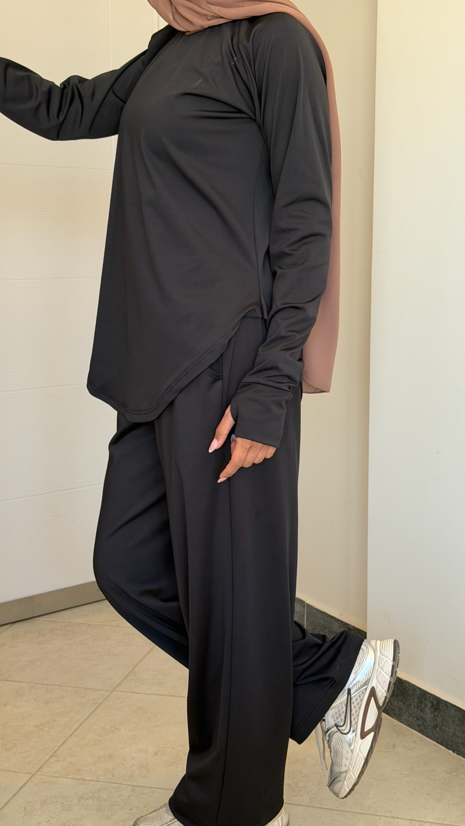 Own-long-sleeves top