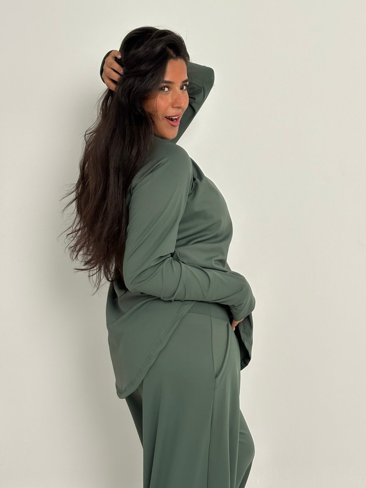 Own-wide-leg pants