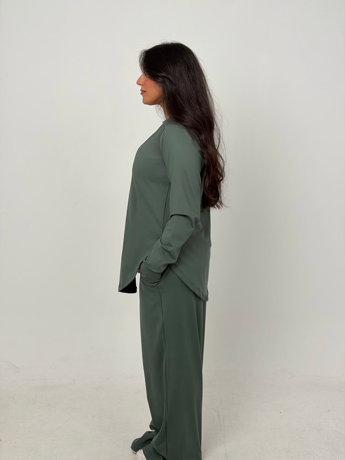 Own-wide-leg pants
